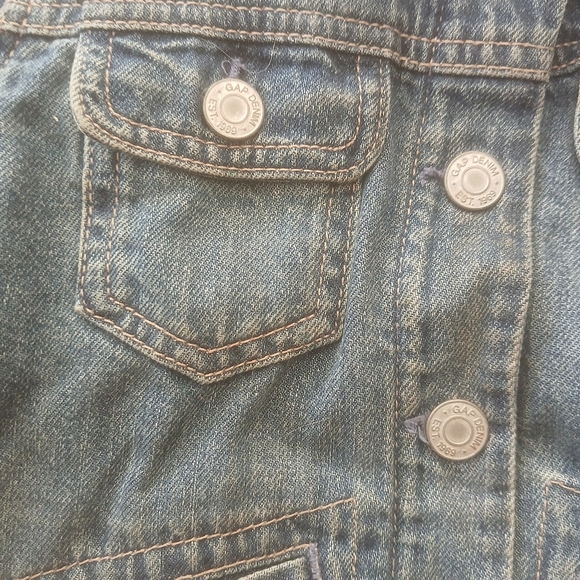 Gap Uni-sex Kids Sherpa lined denim jacket S (6/7) - Picture 5 of 6